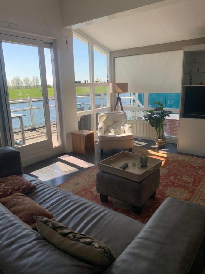Friese Kust Villa فوركوم المظهر الخارجي الصورة